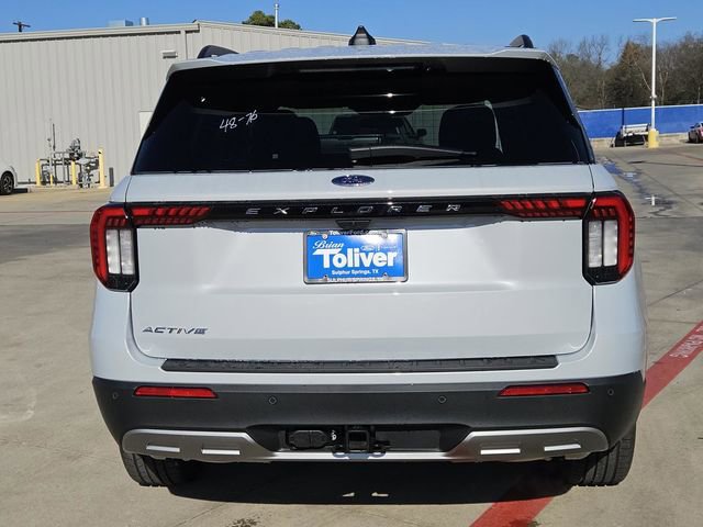 New 2026 Ford Explorer Active w/ Active Comfort Package image 8