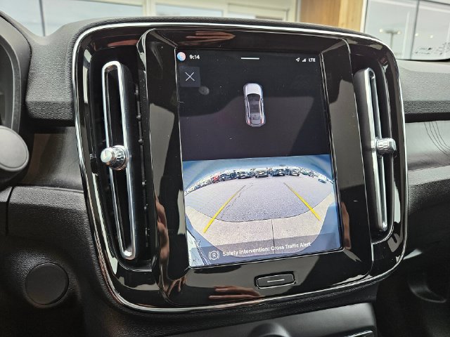 Certified 2023 Volvo C40 P8 Recharge Ultimate AWD/4WD image 30