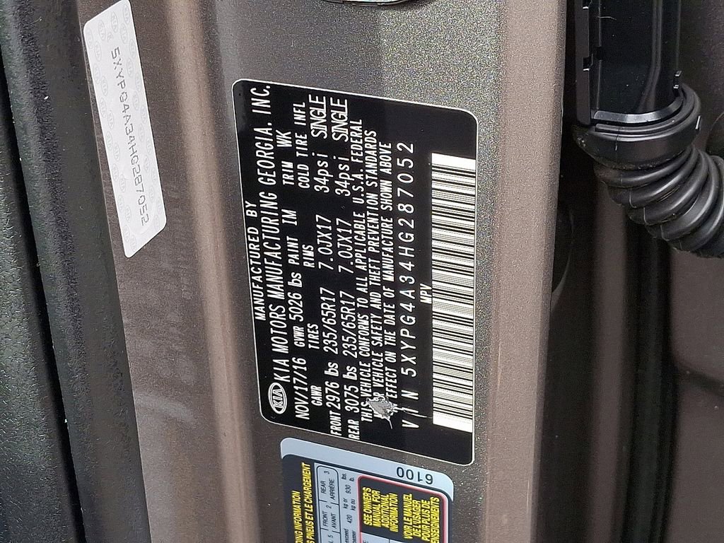 Used 2017 Kia Sorento LX image 27