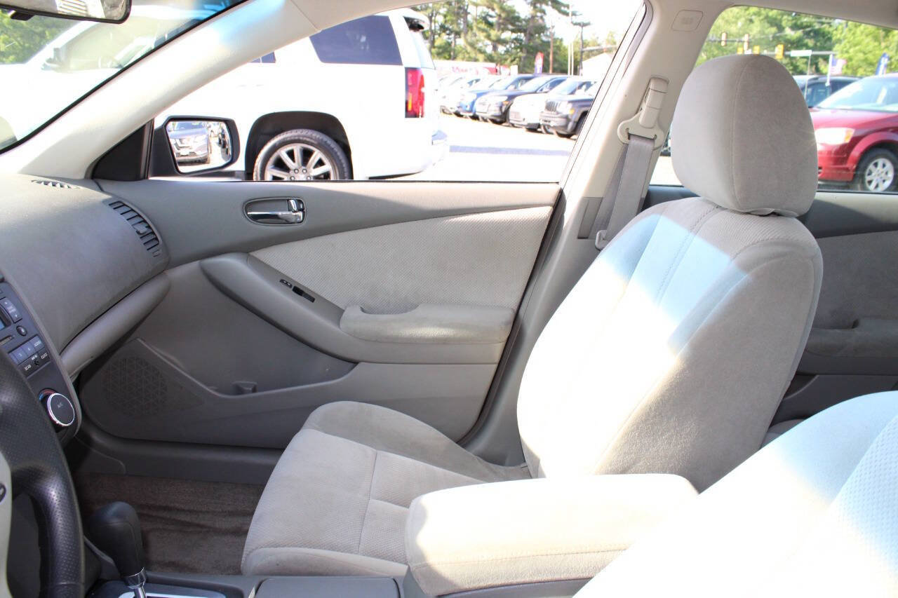 Used 2008 Nissan Altima 2.5 S FWD image 13