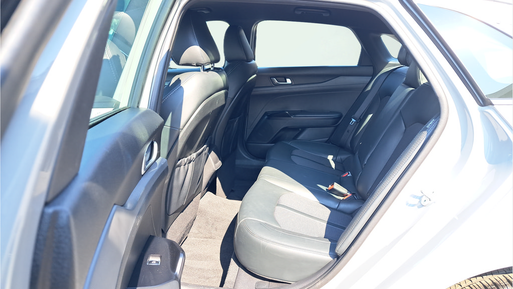 Used 2022 Kia K5 GT-Line FWD image 24