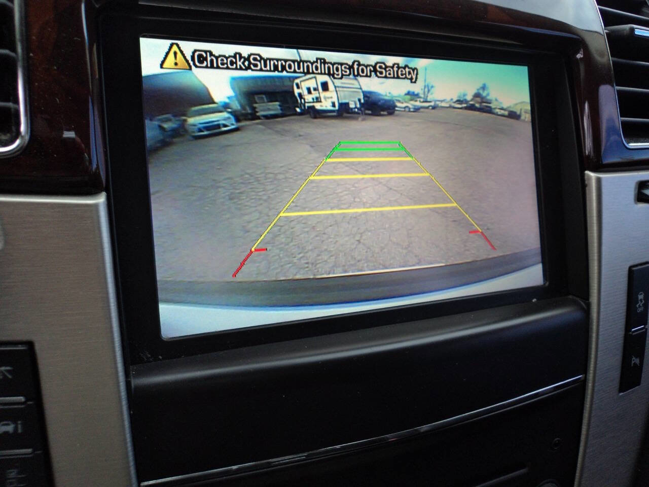 Used 2014 Cadillac Escalade Platinum image 8