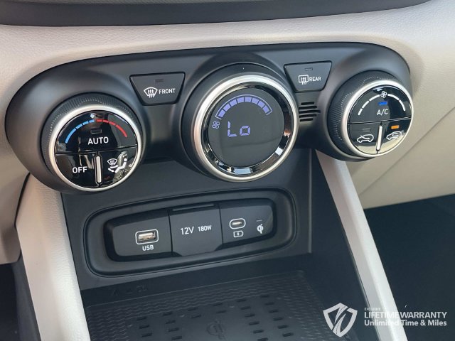 New 2026 Hyundai Venue SEL FWD image 26