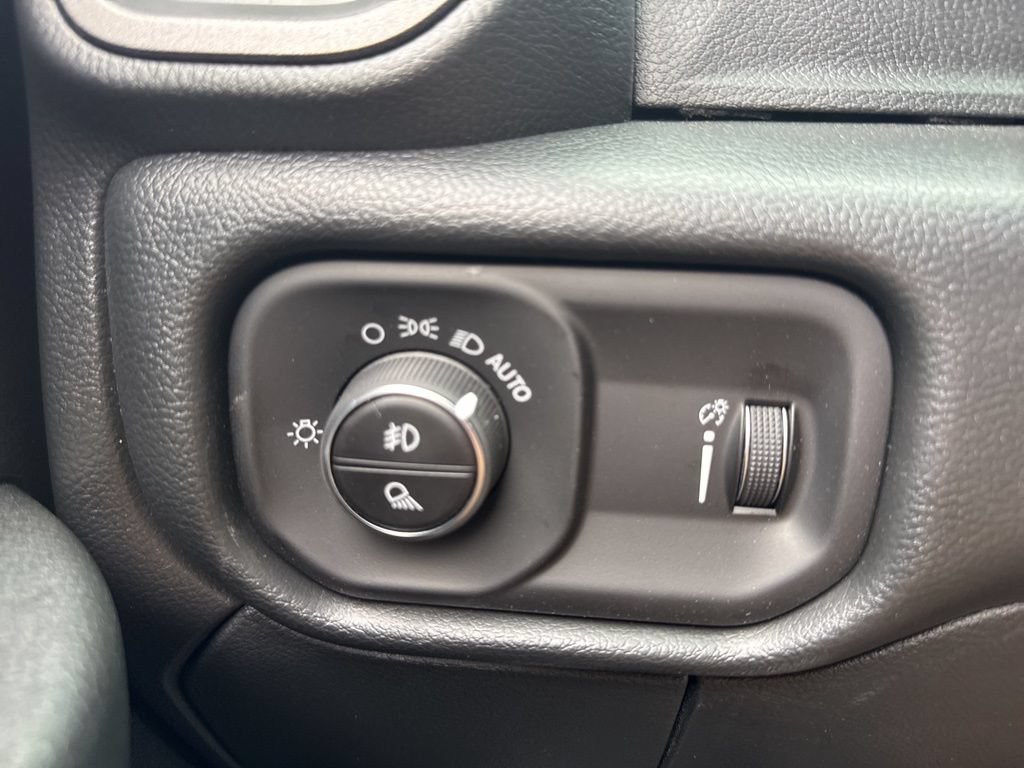 New 2026 RAM 2500 Tradesman AWD/4WD image 9