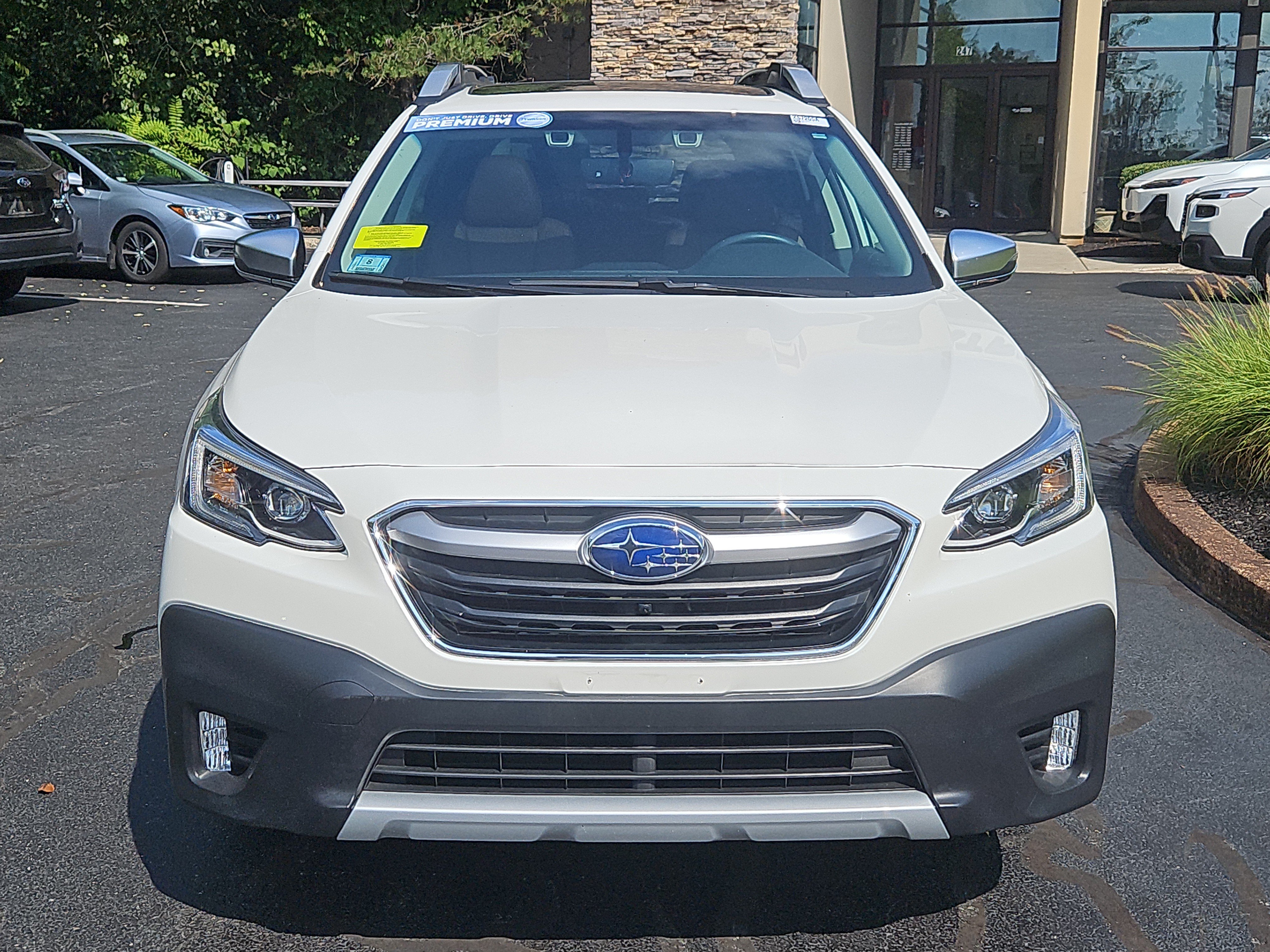 Used 2022 Subaru Outback Touring AWD/4WD image 28