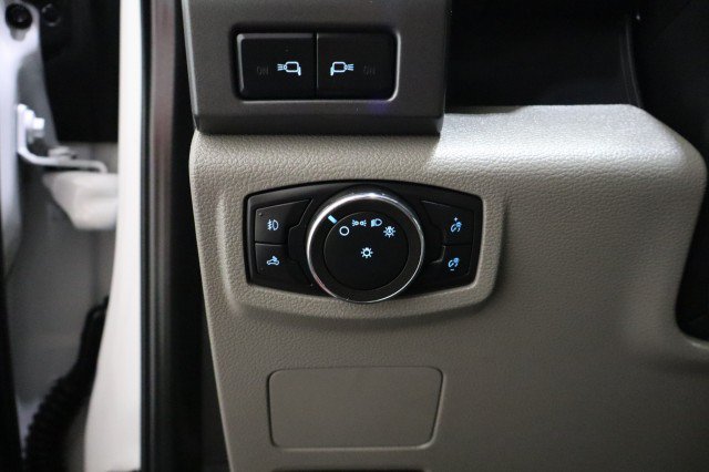 Used 2021 Ford F350 XLT w/ XLT Premium Package AWD/4WD image 32
