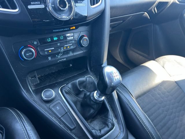 Used 2016 Ford Focus ST w/ Equipment Group 401A FWD image 21
