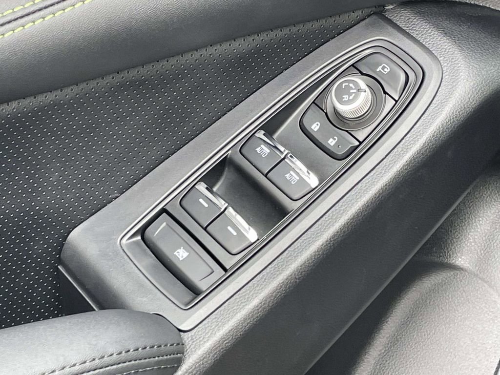 Used 2025 Subaru Ascent Bronze Edition w/ Onyx Package image 17