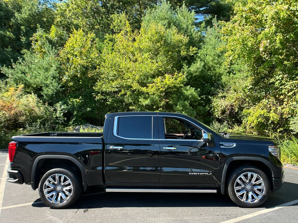 Used 2024 GMC Sierra 1500 Denali w/ Denali Reserve Package AWD/4WD image 6