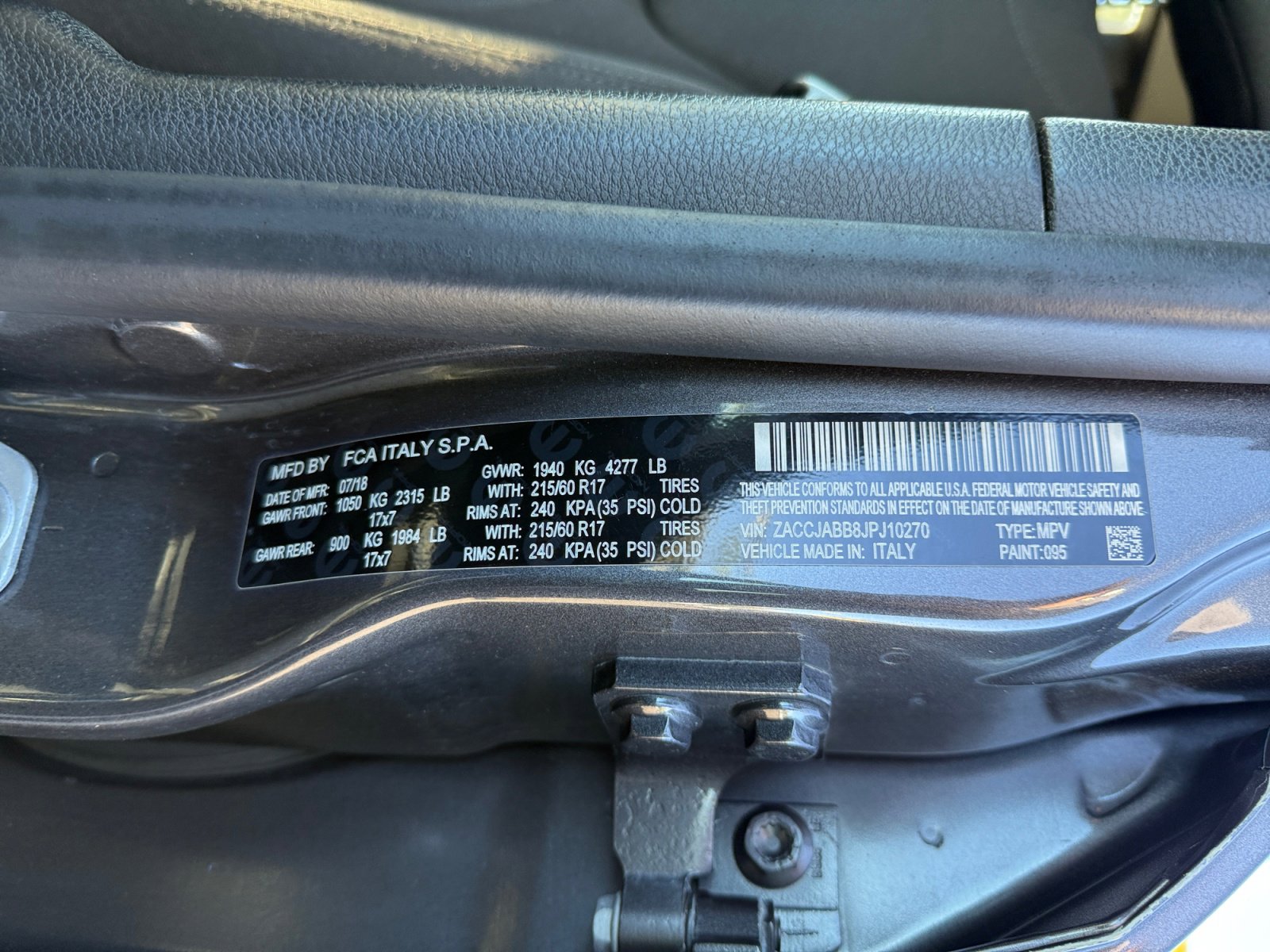 Used 2018 Jeep Renegade Latitude w/ UConnect 8.4 Nav Group image 25