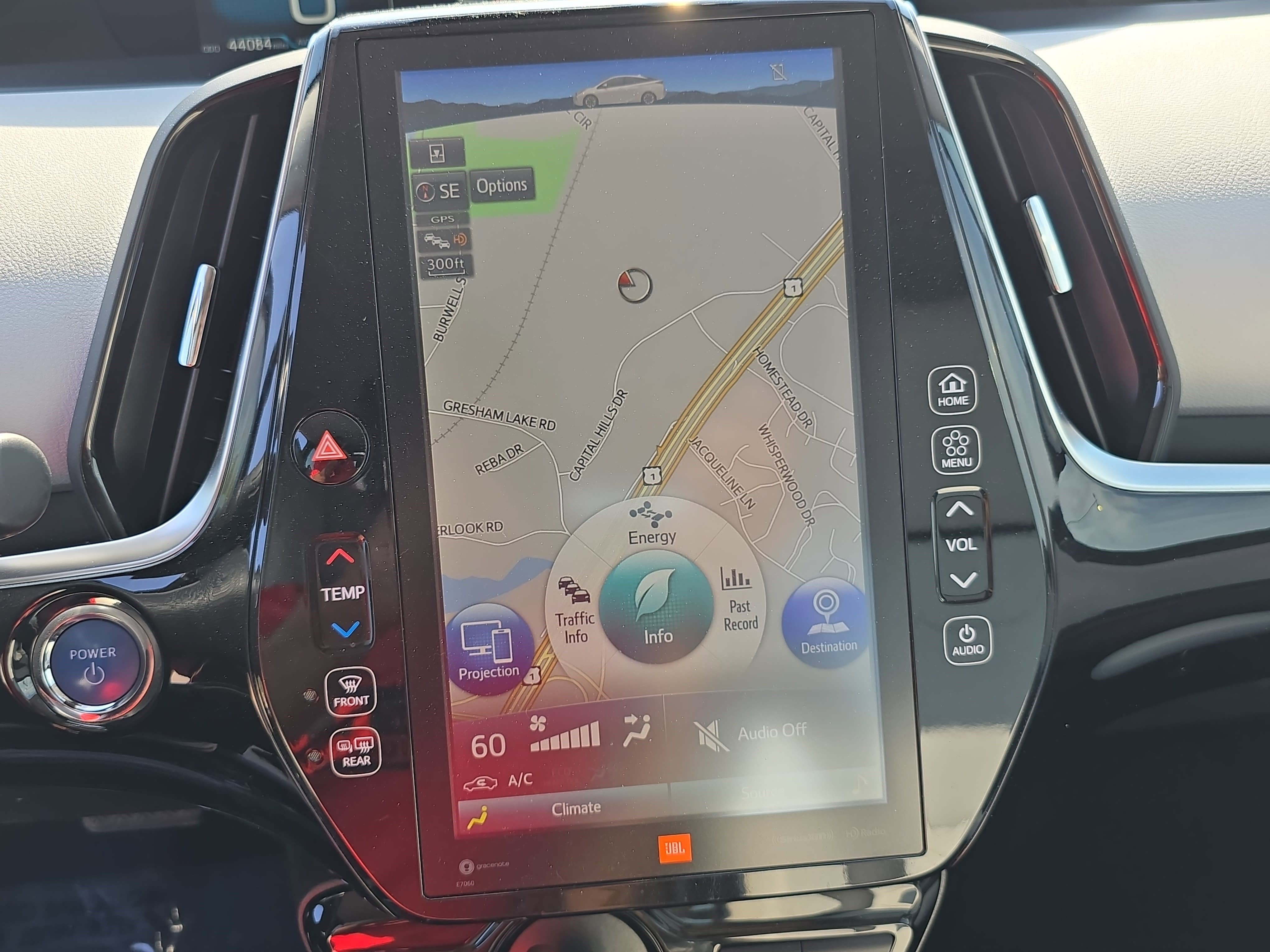 Used 2020 Toyota Prius Limited image 24