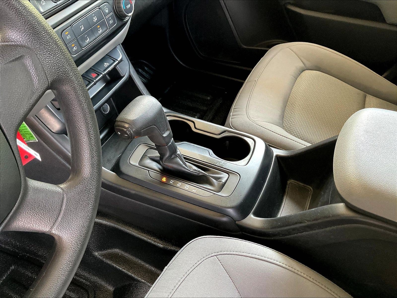Used 2018 Chevrolet Colorado W/T RWD image 17