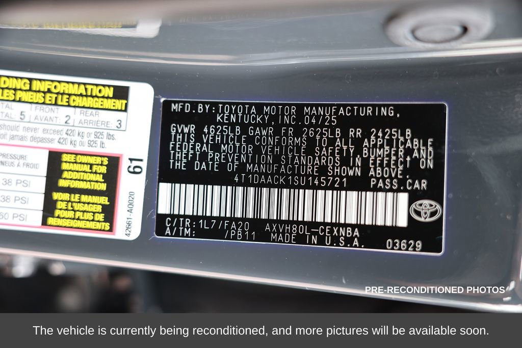Used 2025 Toyota Camry LE w/ Convenience Package image 34