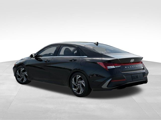 New 2025 Hyundai Elantra Limited w/ Cargo Package image 5