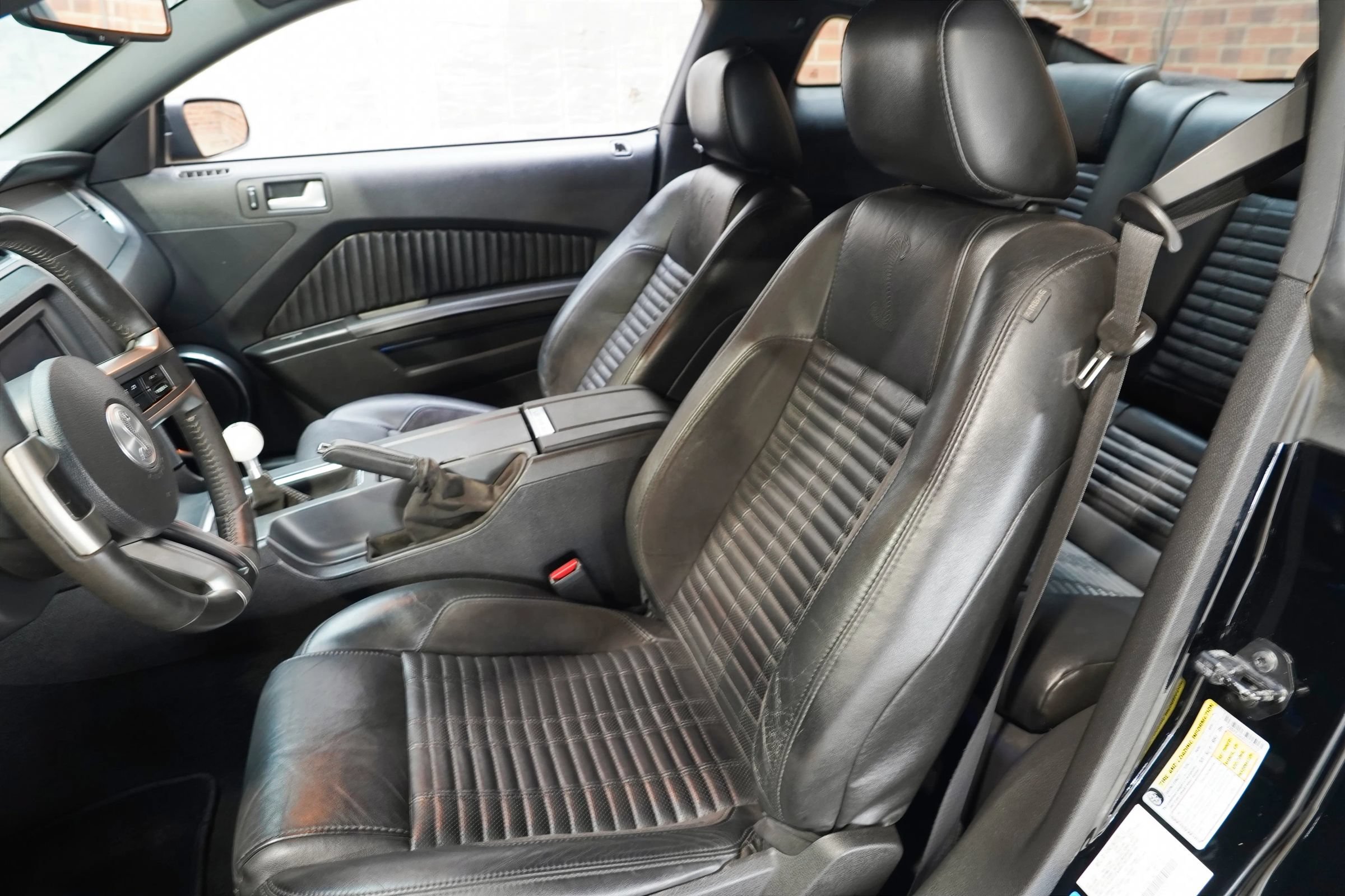 Used 2010 Ford Mustang Shelby GT500 RWD image 43