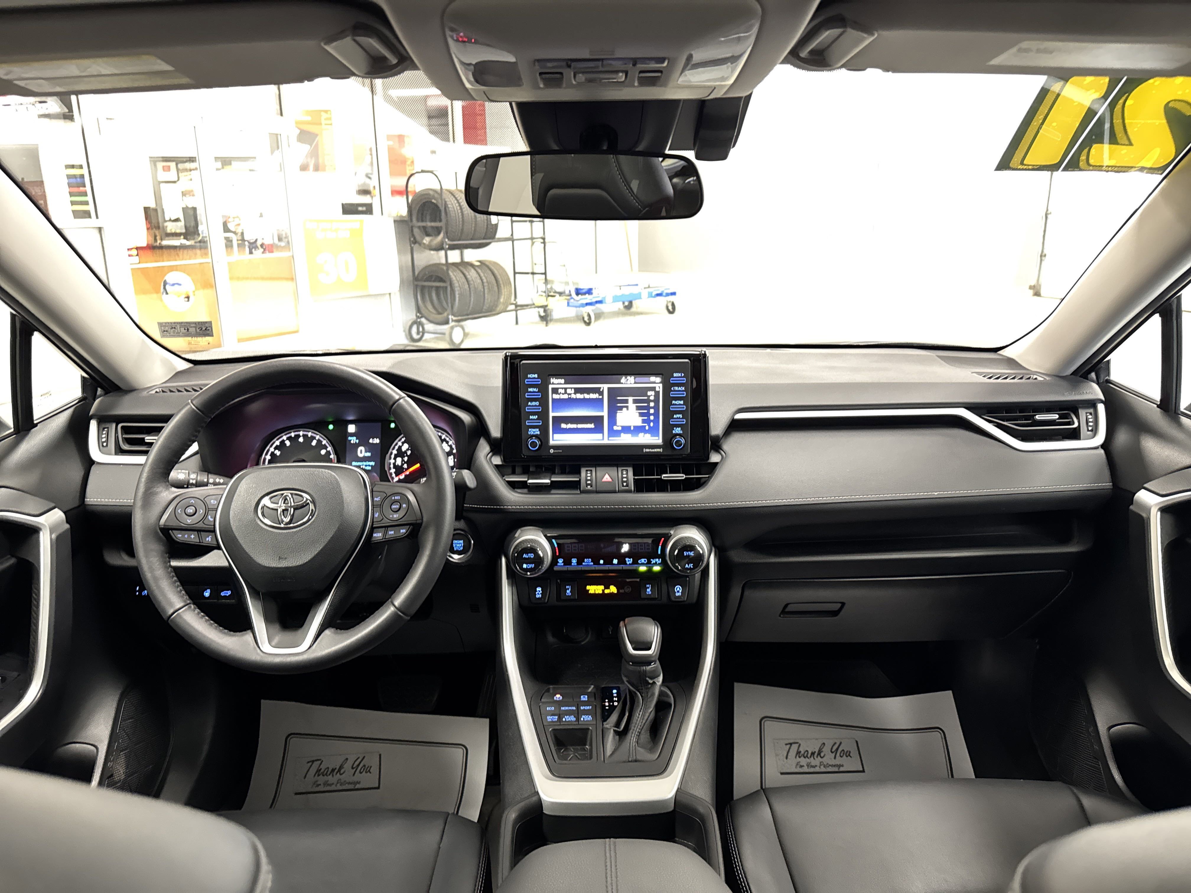 Used 2021 Toyota RAV4 XLE Premium image 20