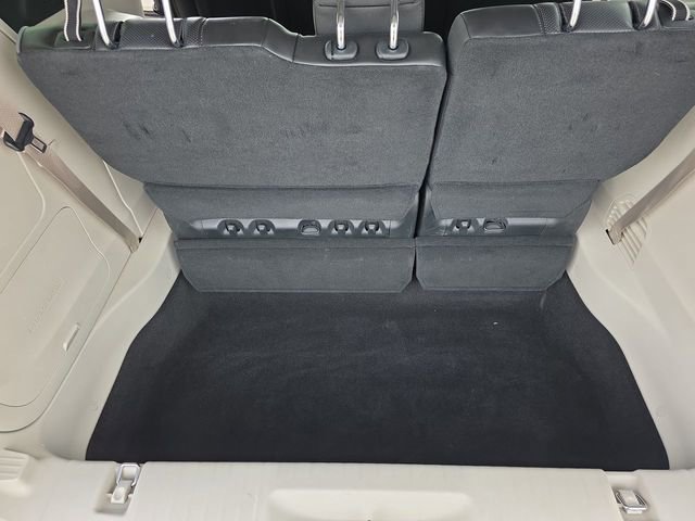 Used 2018 Chrysler Pacifica Limited w/ Tire & Wheel Group image 30