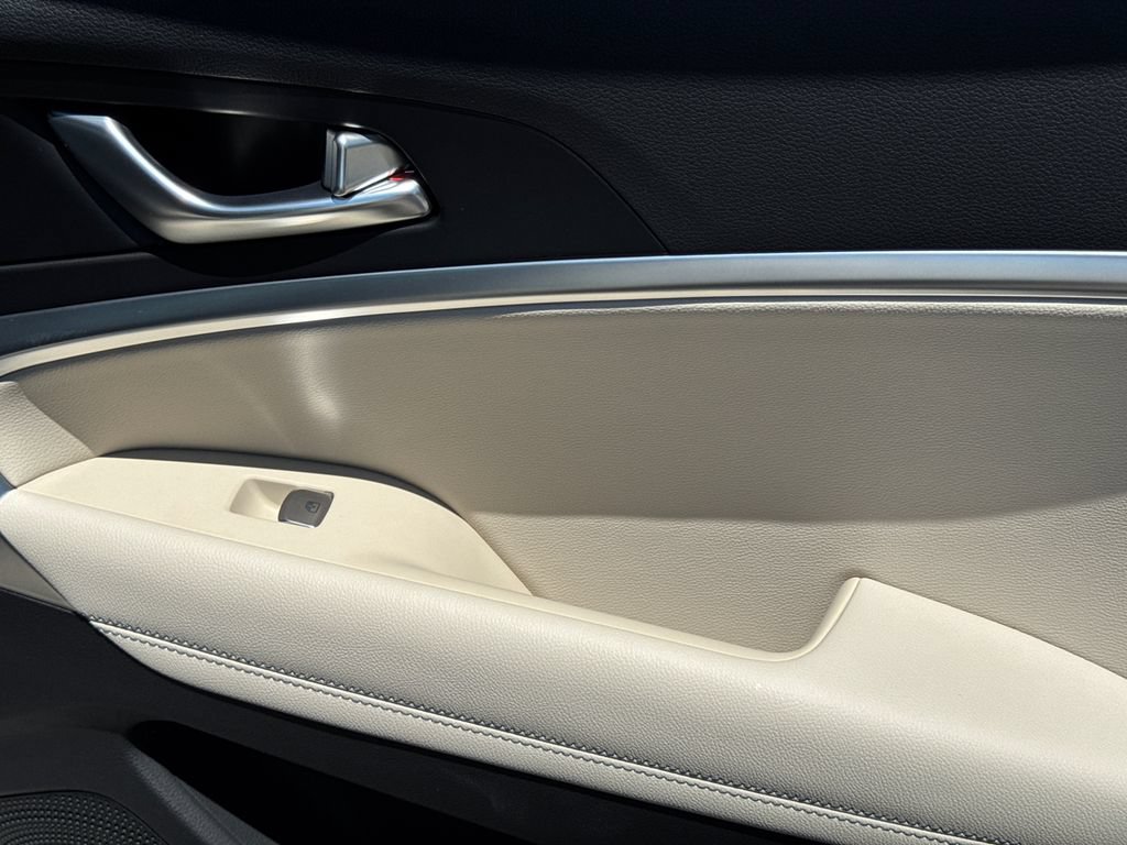 New 2026 Genesis G70 2.5T AWD/4WD image 16