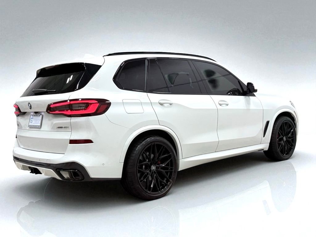 Used 2023 BMW X5 xDrive40i w/ M Sport Package image 6