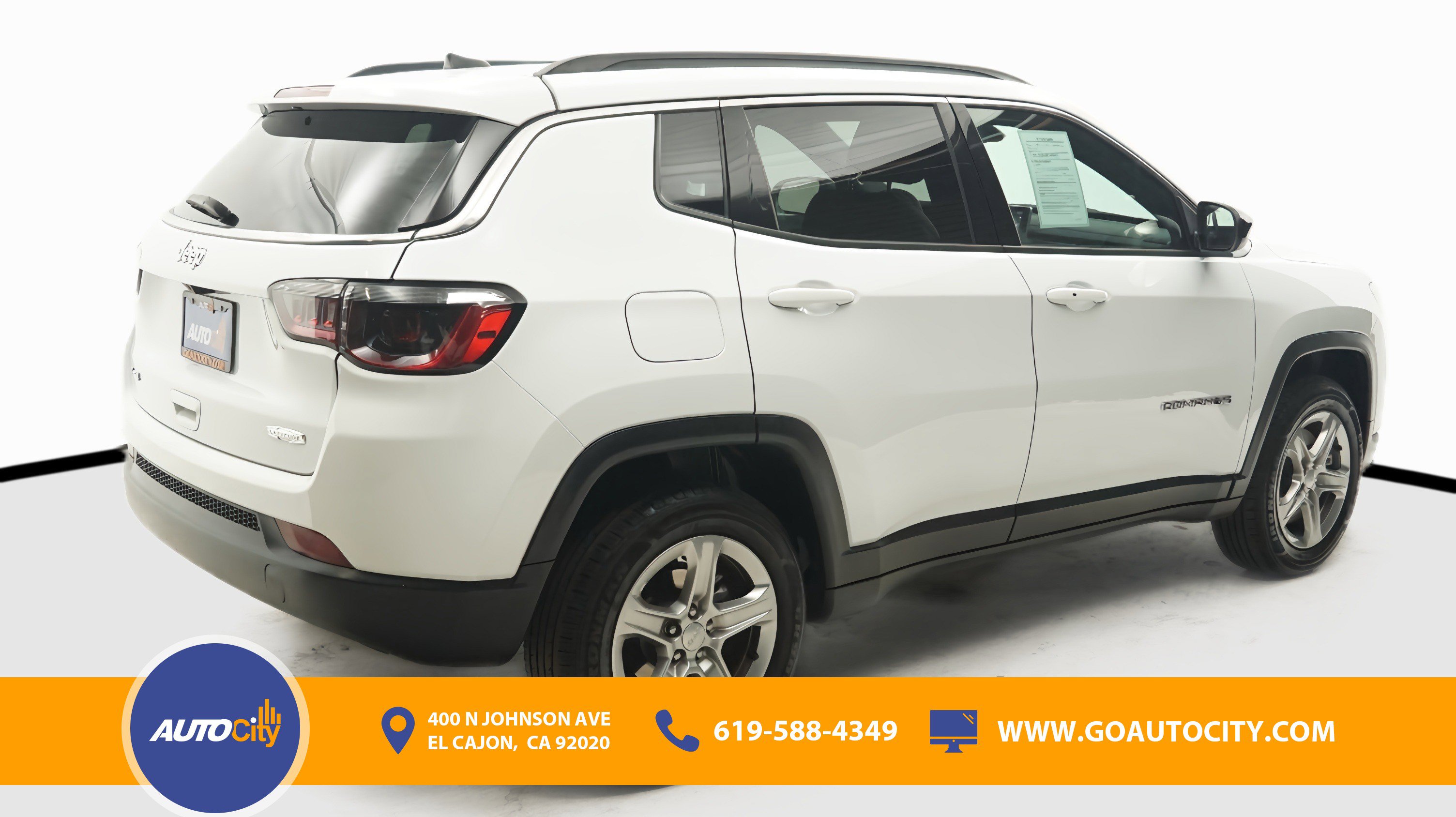 Used 2024 Jeep Compass Latitude image 6