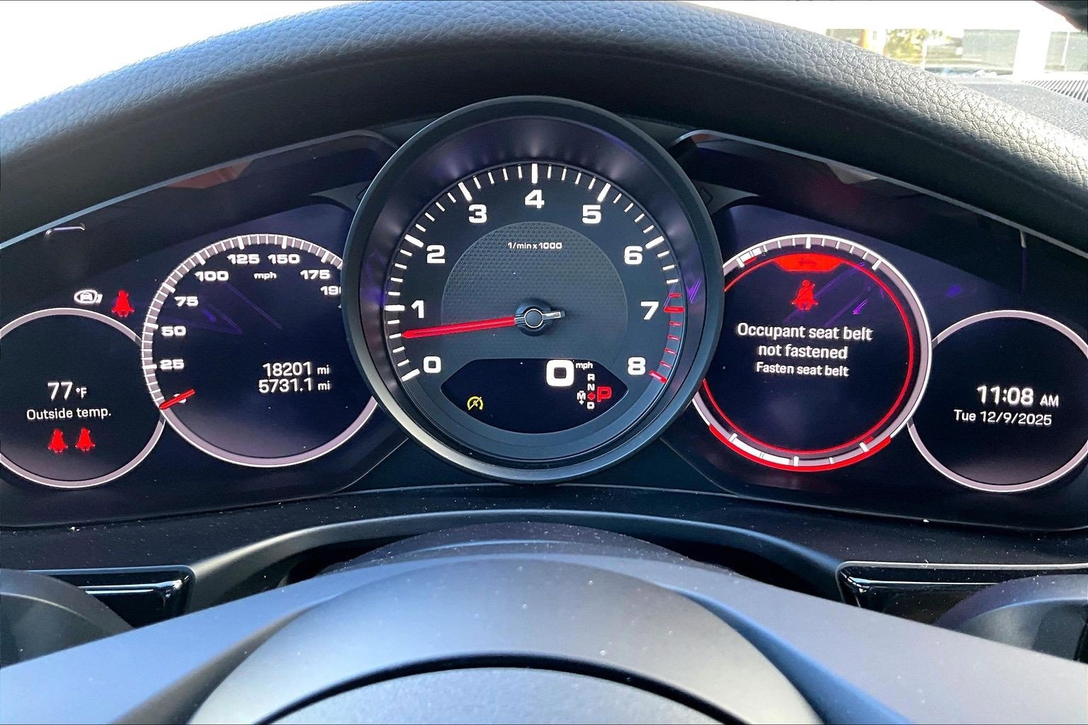 Used 2022 Porsche Panamera image 20