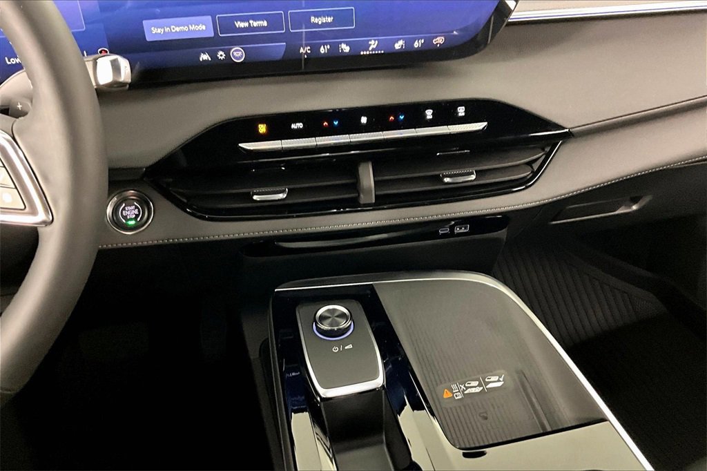 New 2026 Buick Enclave Sport Touring w/ Super Cruise Package image 7