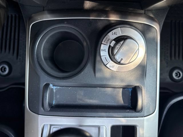 Used 2018 Toyota 4Runner Limited AWD/4WD image 32