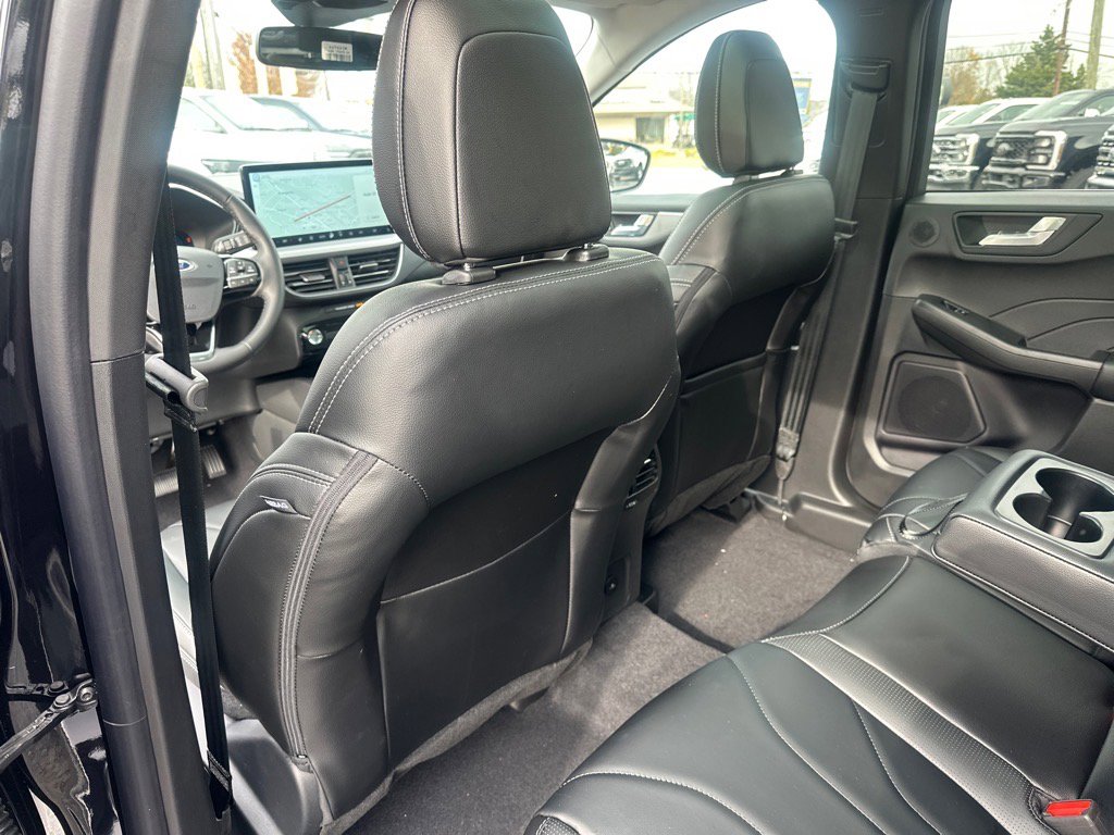 New 2026 Ford Escape SE w/ PHEV Premium Package image 31