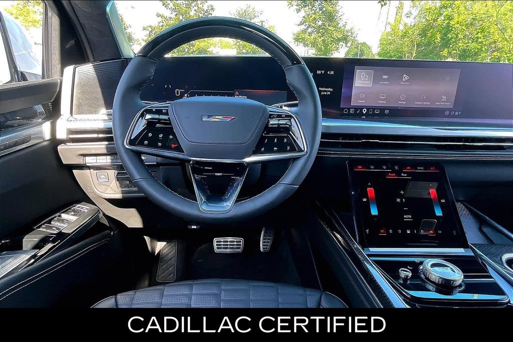 Used 2026 Cadillac Escalade ESV V w/ LPO, ONYX Package AWD/4WD image 7