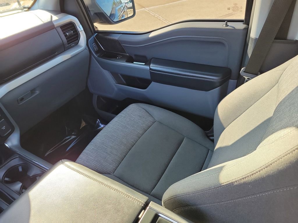 Used 2021 Ford F150 XLT w/ Equipment Group 302A High image 17