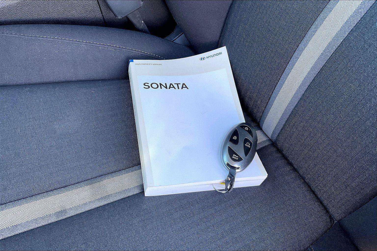 Used 2025 Hyundai Sonata SEL FWD image 11