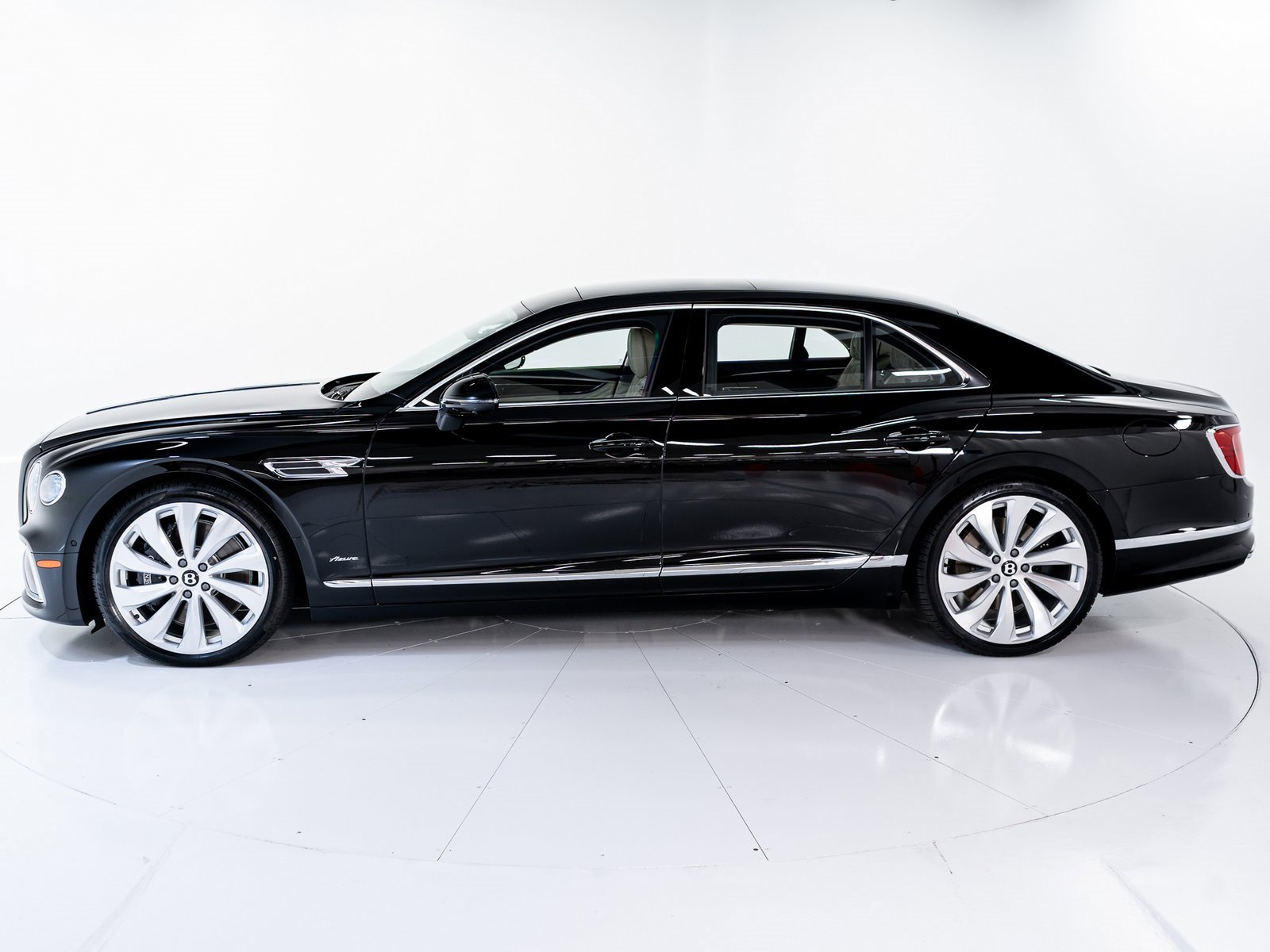 New 2026 Bentley Flying Spur Azure image 2