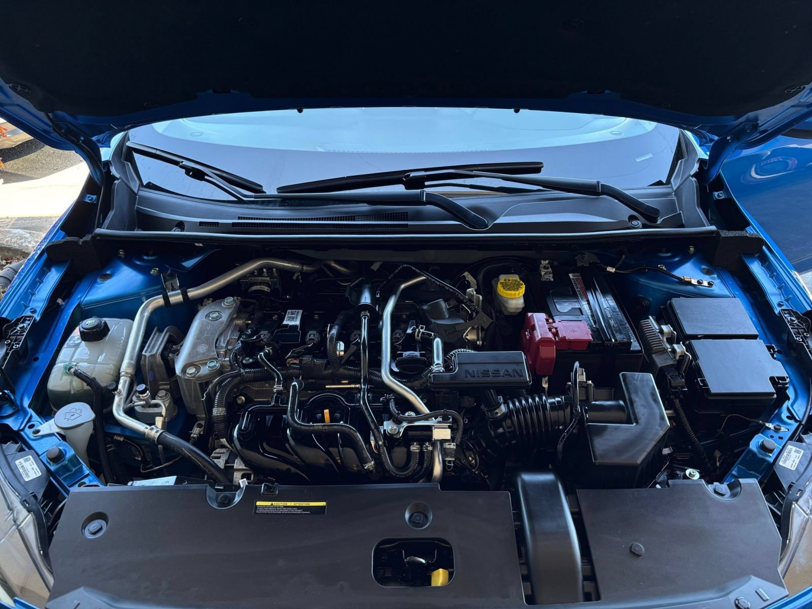 Used 2025 Nissan Sentra SV FWD image 31