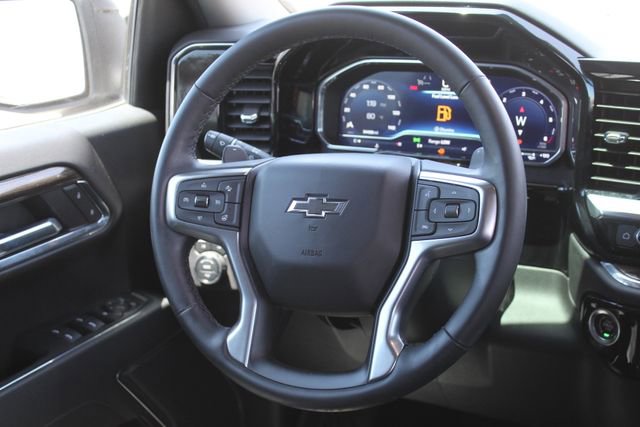 Used 2023 Chevrolet Silverado 1500 RST w/ Z71 Off-Road Package AWD/4WD image 19