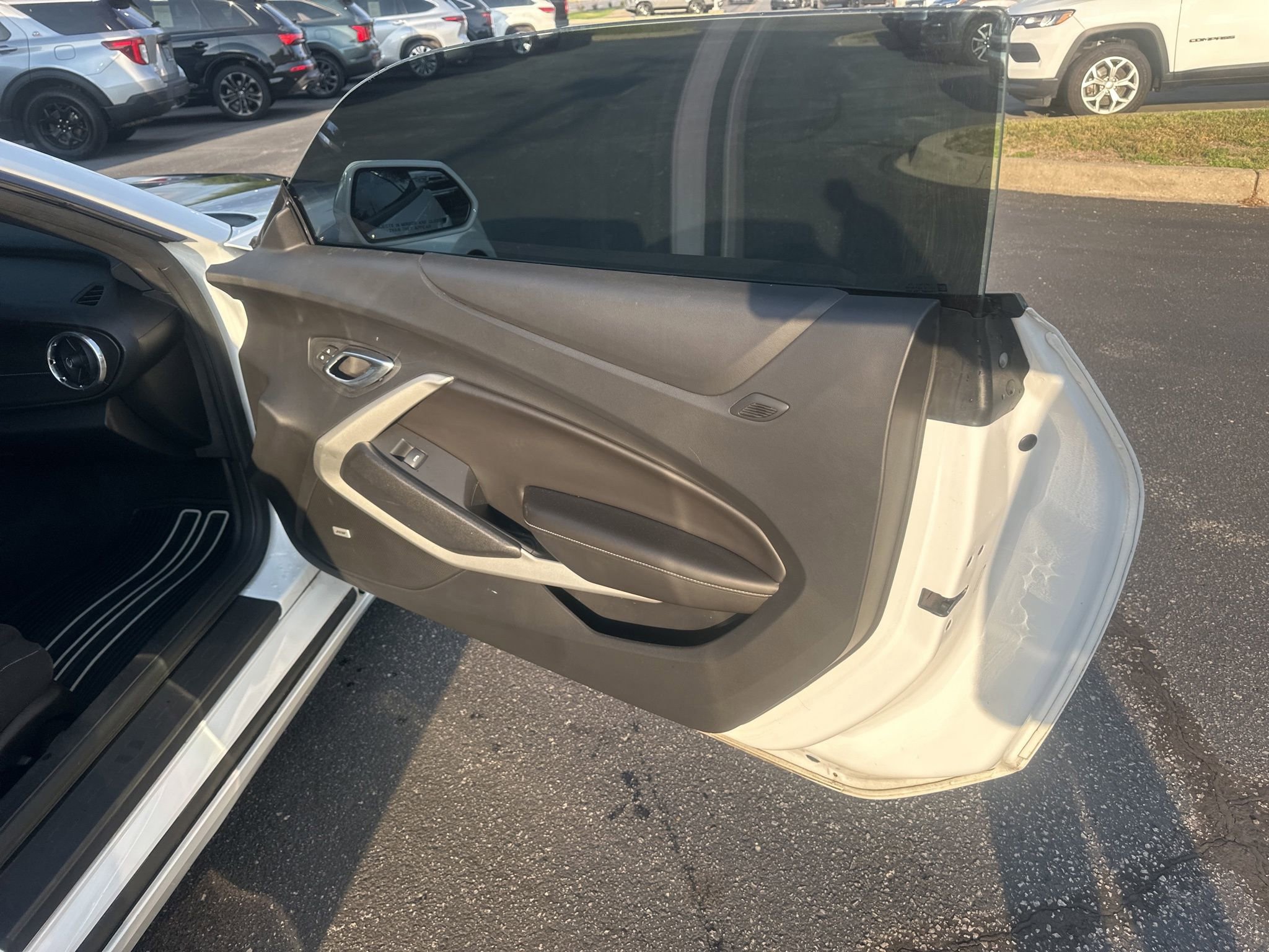 Used 2017 Chevrolet Camaro LT w/ Technology Package RWD image 13