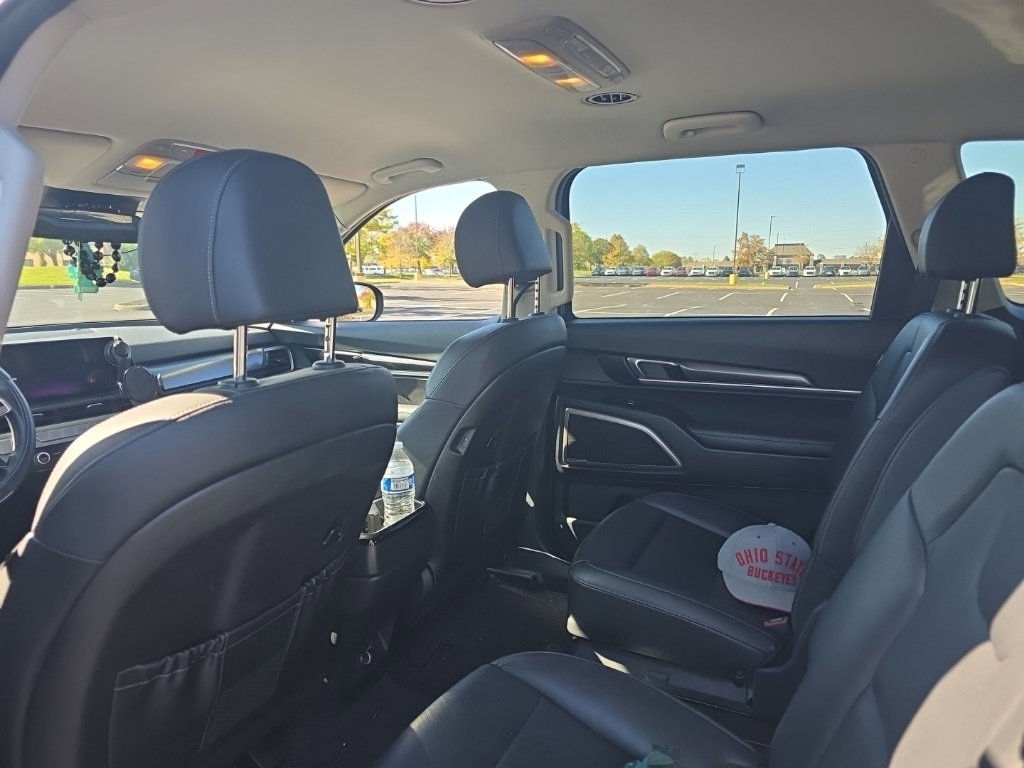 Used 2023 Kia Telluride S image 20