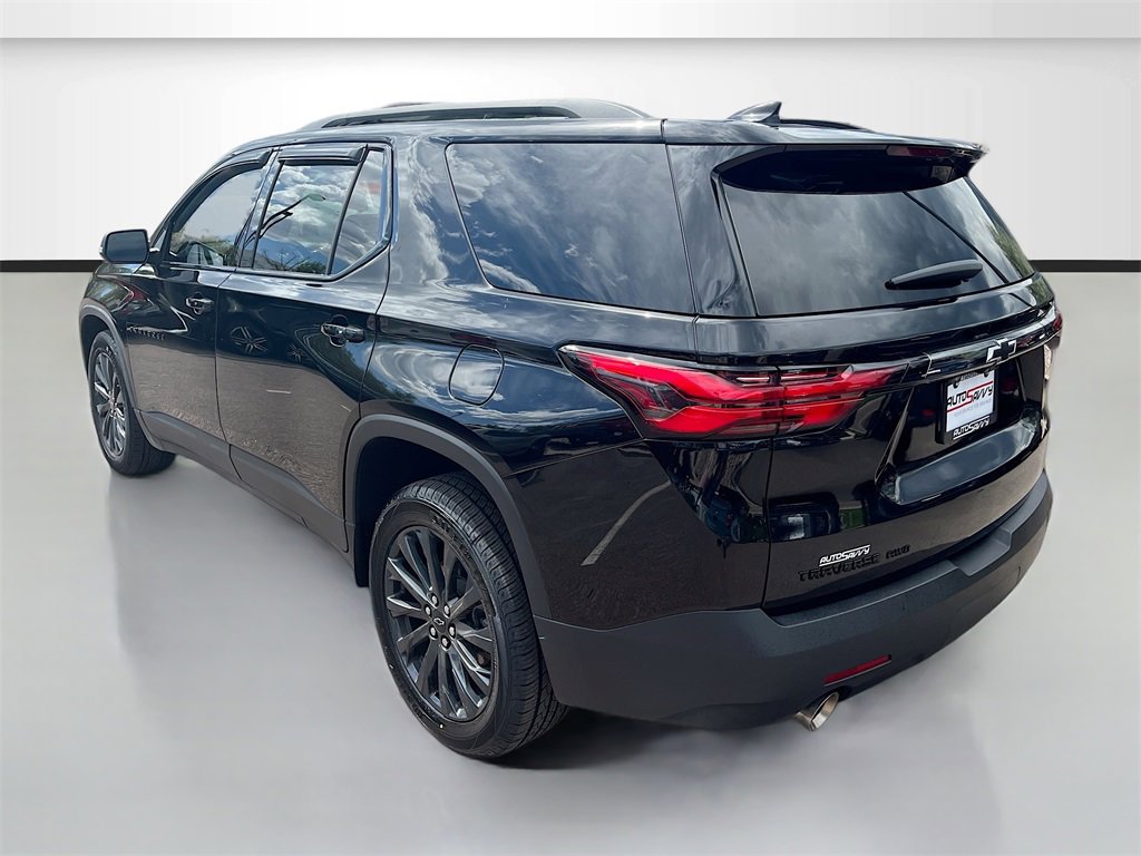 Used 2023 Chevrolet Traverse RS image 5