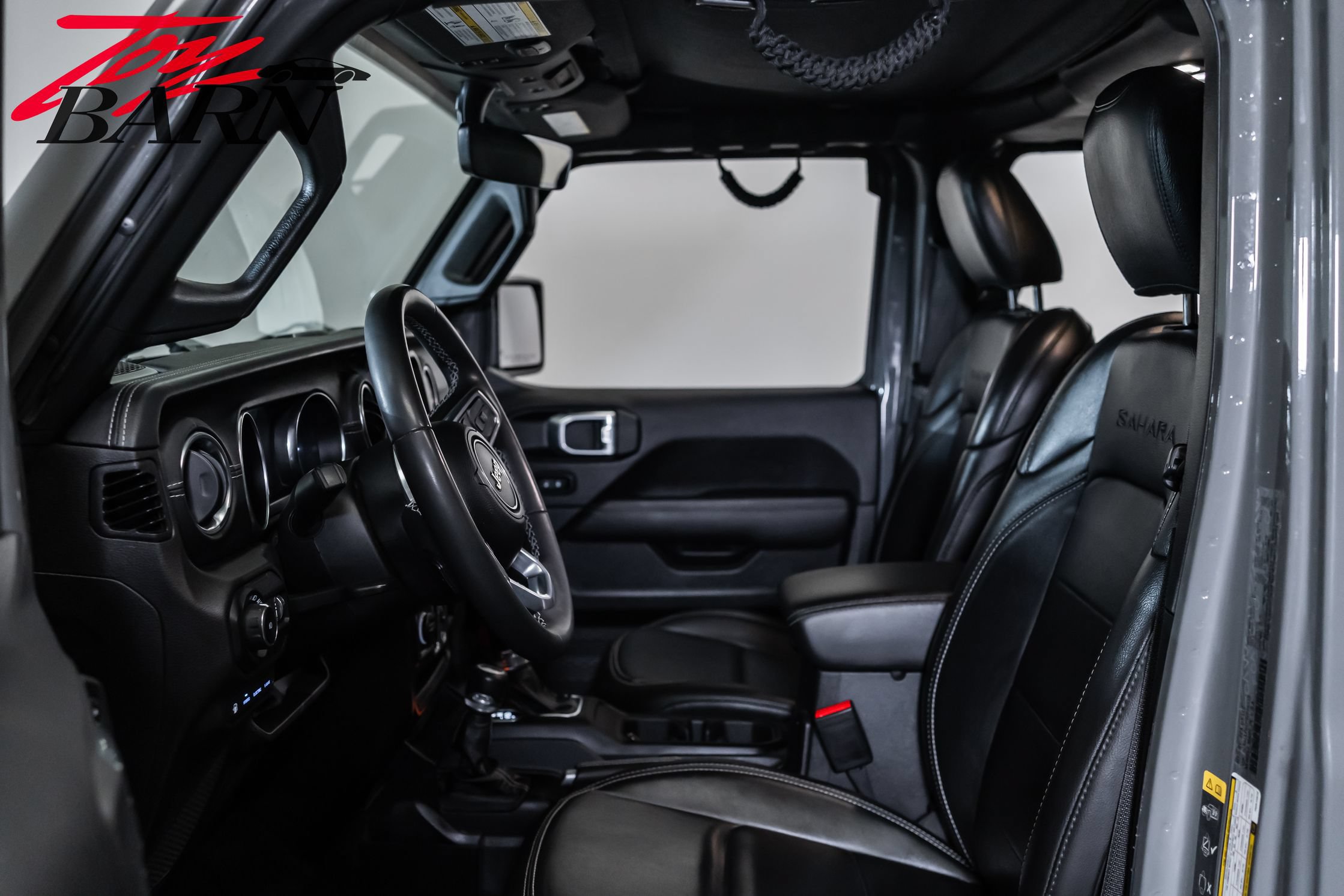 Used 2023 Jeep Wrangler Unlimited Sahara AWD/4WD image 21