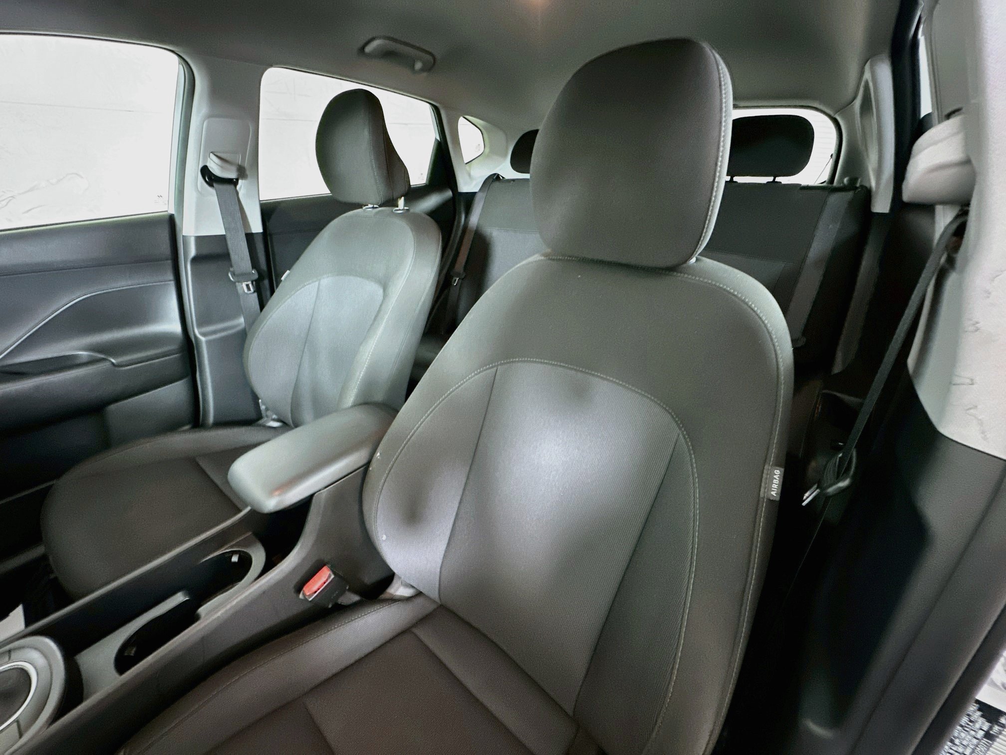 Certified 2025 Hyundai Kona SEL AWD/4WD image 19