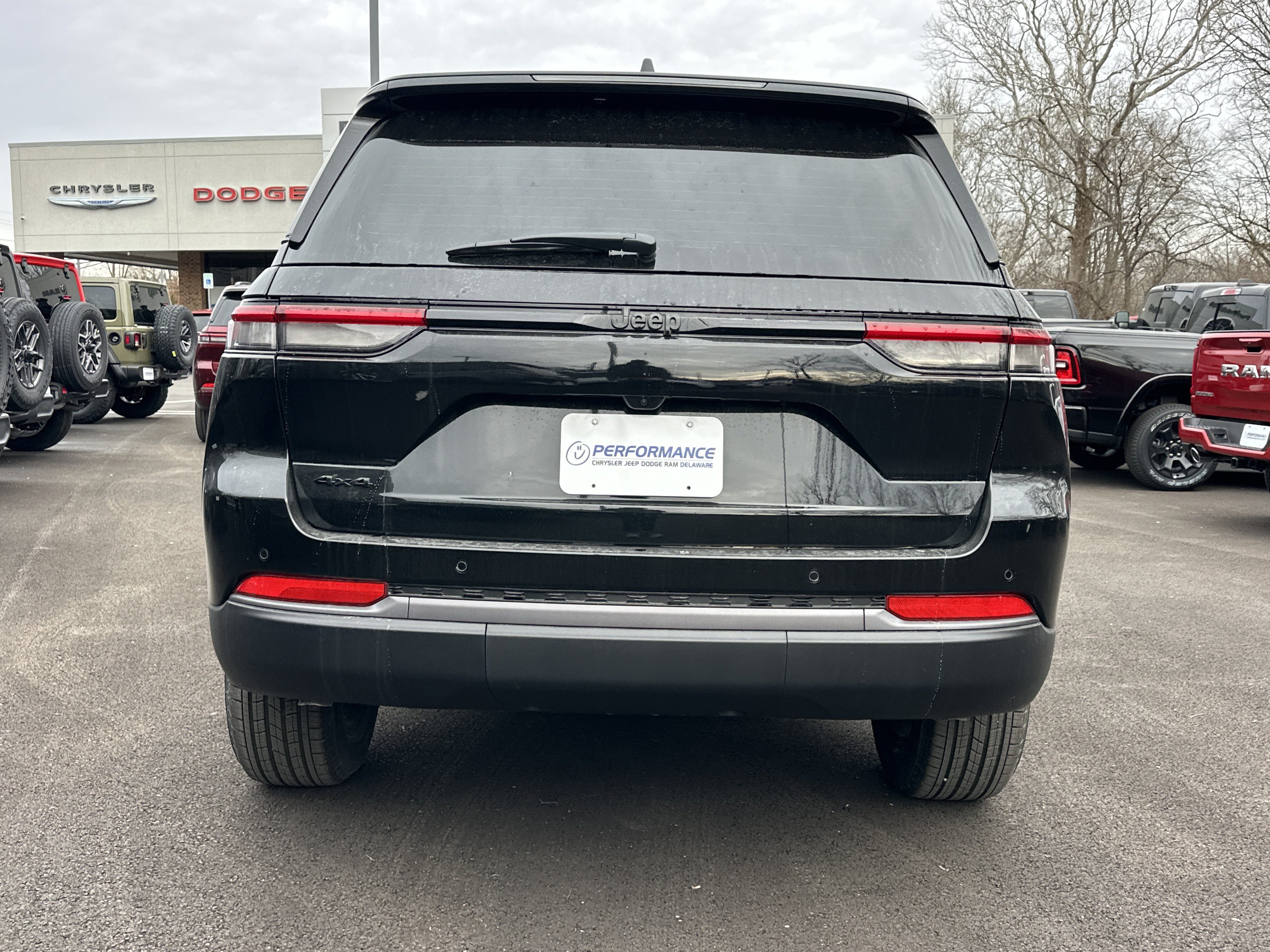 New 2026 Jeep Grand Cherokee Altitude AWD/4WD image 16