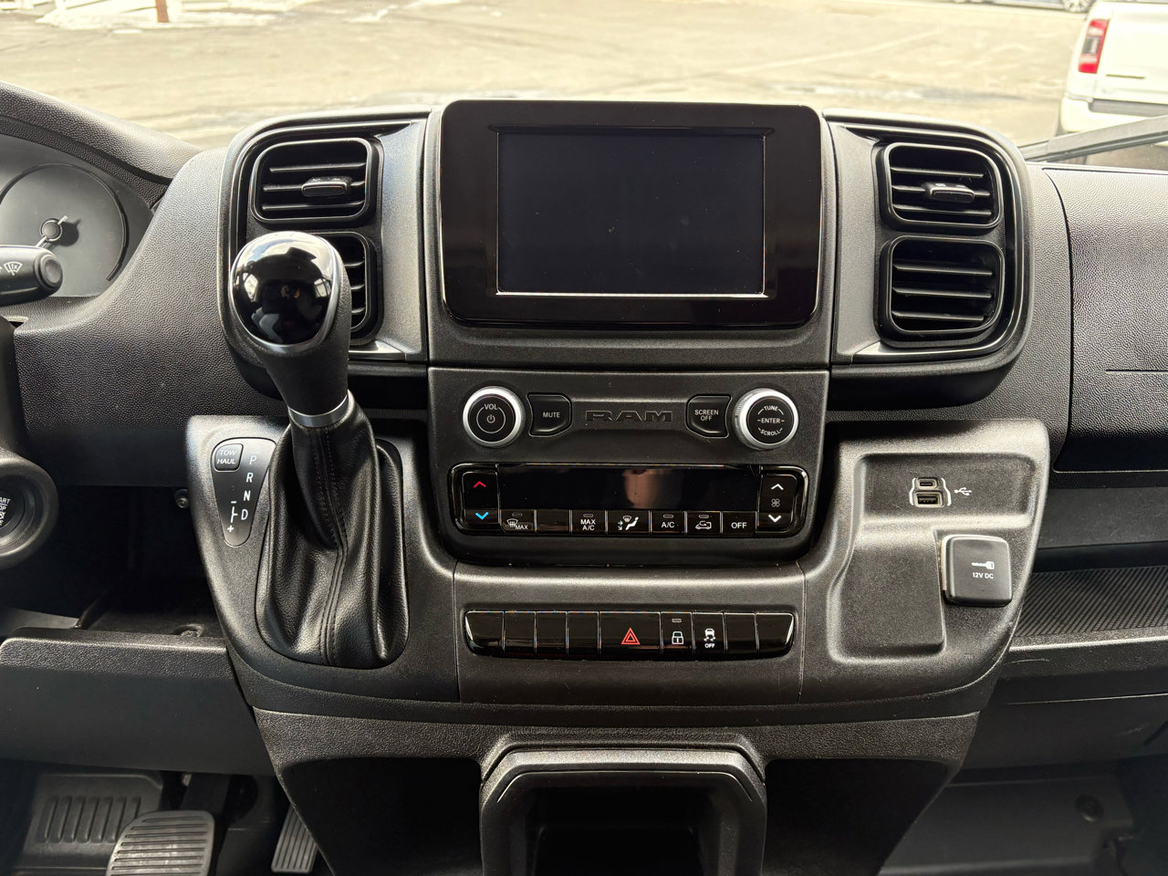 Used 2023 RAM ProMaster 2500 image 24