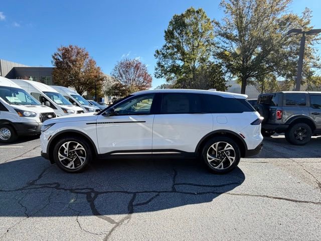 New 2026 Lincoln Nautilus Premier image 4