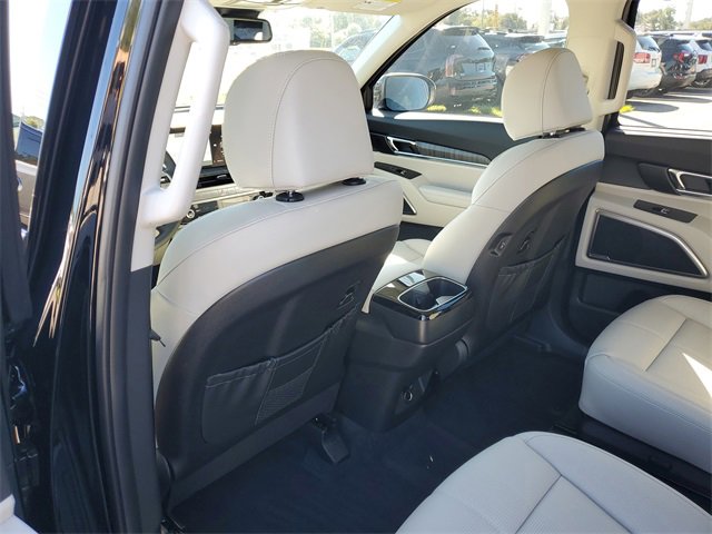 New 2025 Kia Telluride EX w/ EX Captain's Chair Package image 17