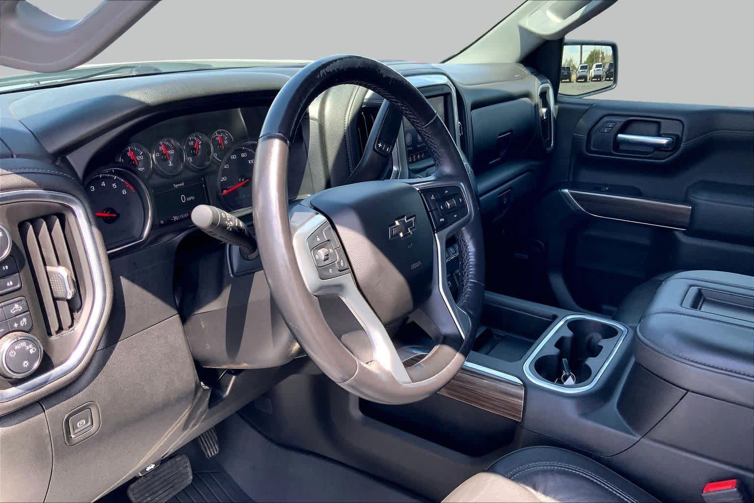 Used 2020 Chevrolet Silverado 1500 LT Trail Boss AWD/4WD image 18