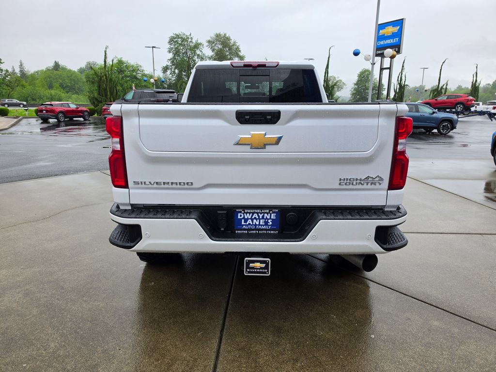 Used 2022 Chevrolet Silverado 2500 High Country w/ Z71 Off-Road Package AWD/4WD image 5