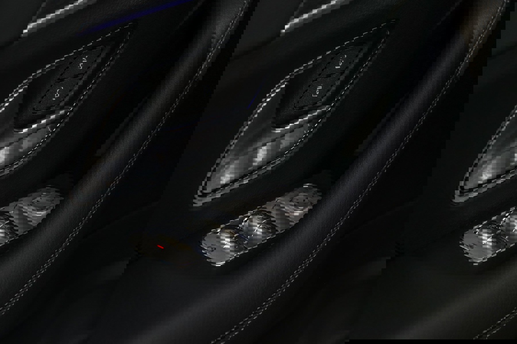 New 2026 Mercedes-Benz GLE 450e 4MATIC image 14