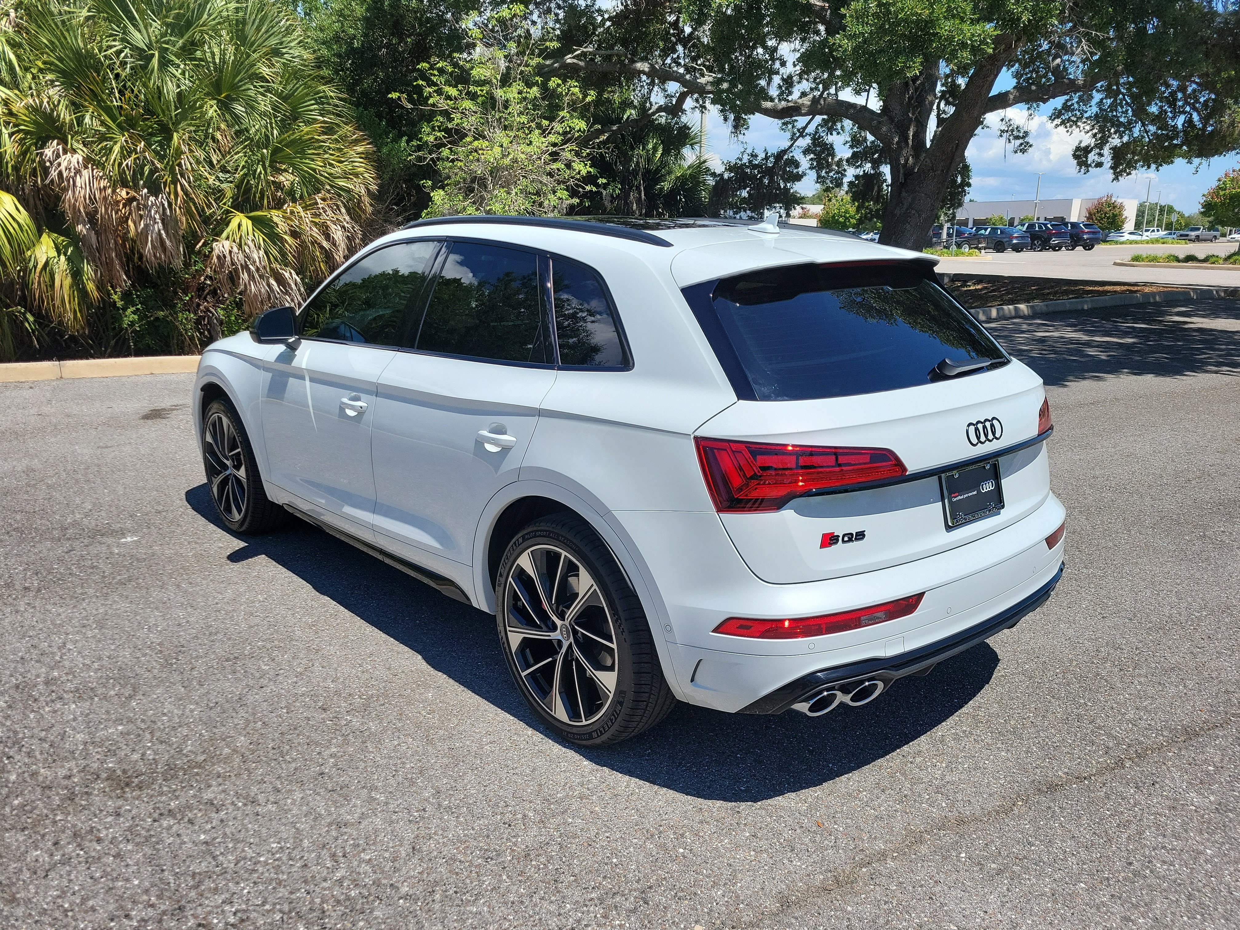 Used 2021 Audi SQ5 Prestige AWD/4WD image 6