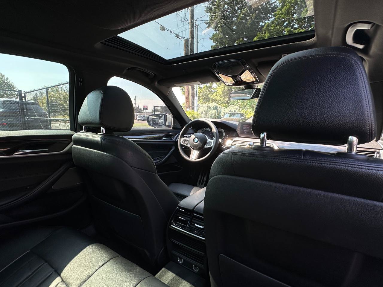 Used 2017 BMW 540i RWD image 16