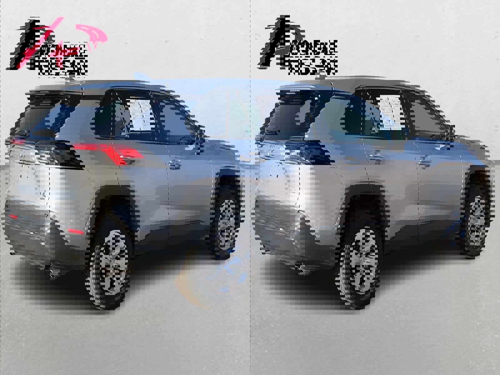 Used 2024 Toyota RAV4 LE image 7