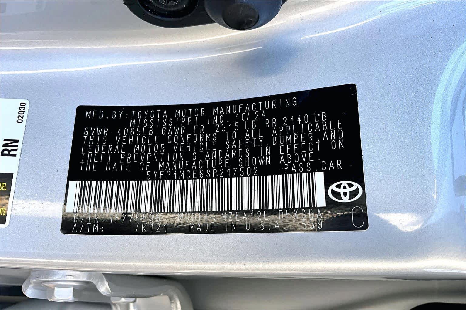 Used 2025 Toyota Corolla SE w/ SE Premium Package FWD image 33